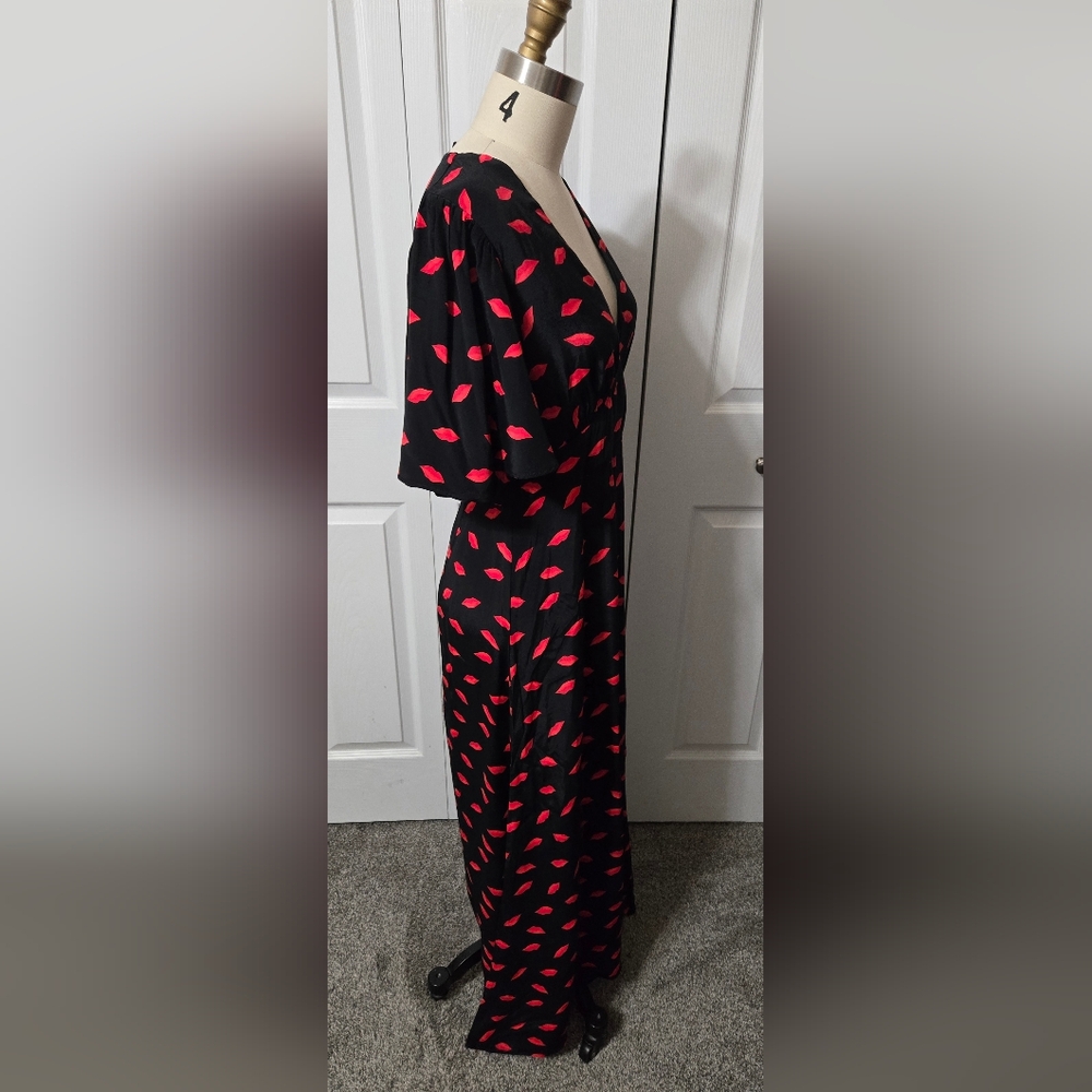 A New Day Black Maxi Dress W/ Lips ππ, Kiss Design Dress, Size 10, NWT - Picture 4 of 15